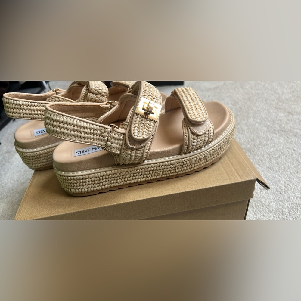 Steve Madden Beige Woven Platform Sandals - Picture 3 of 5